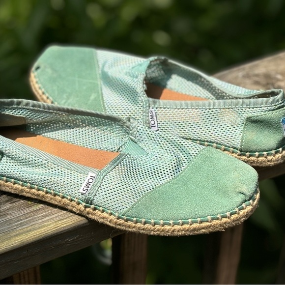 TOMS Aqua Green Espadrille Flats - Picture 5 of 9
